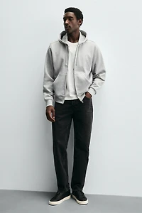 BASIC SNEAKERS