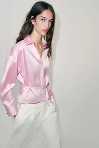 FINE BELT SATIN BLOUSE
