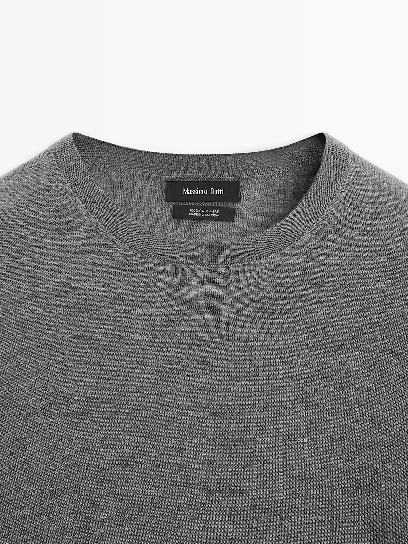 Knit 100% cashmere crew neck sweater