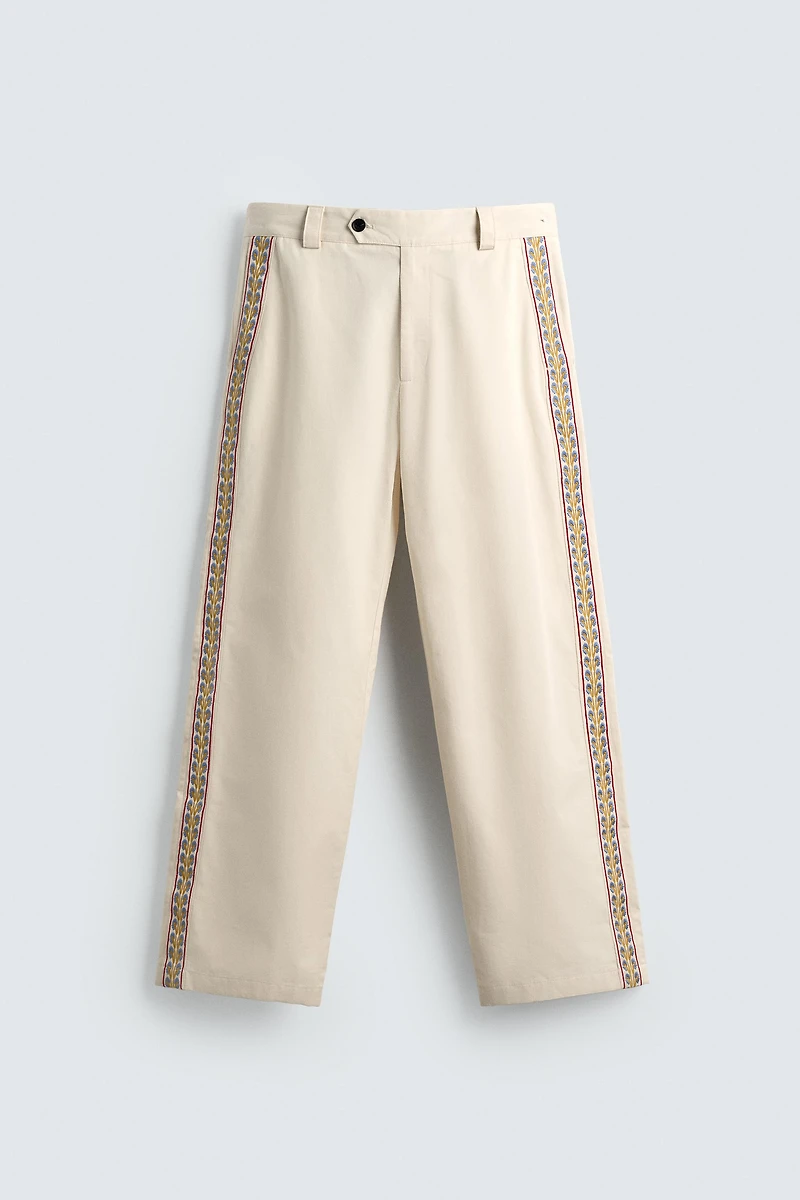PANTALON BANDE BRODÉE
