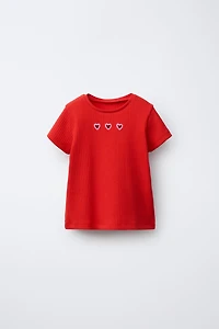 RIBBED CUT-OUT HEARTS T-SHIRT
