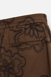 EMBOSSED EMBROIDERY SHORTS