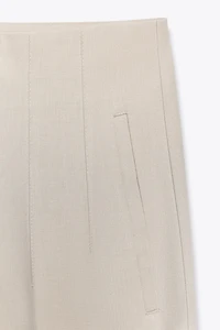 PANTS WITH A HIGH WAIST