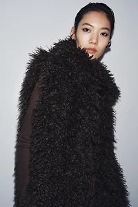 FAUX FUR VEST