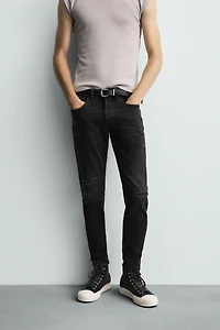 RIPPED SKINNY FIT JEANS