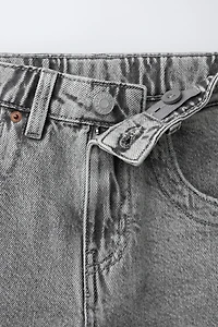 SHORT EN JEAN ÉTOILE ET INSCRIPTION