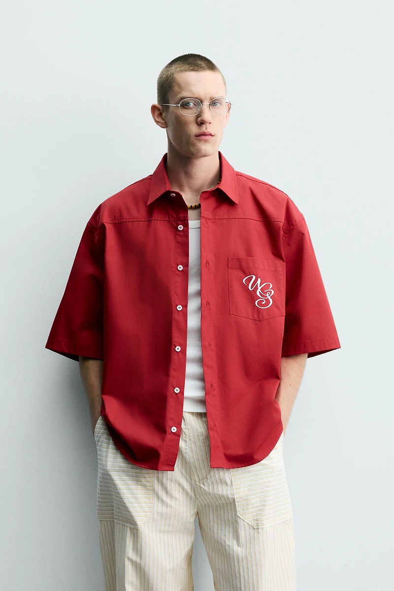 RELAXED FIT CONTRAST EMBROIDERY SHIRT
