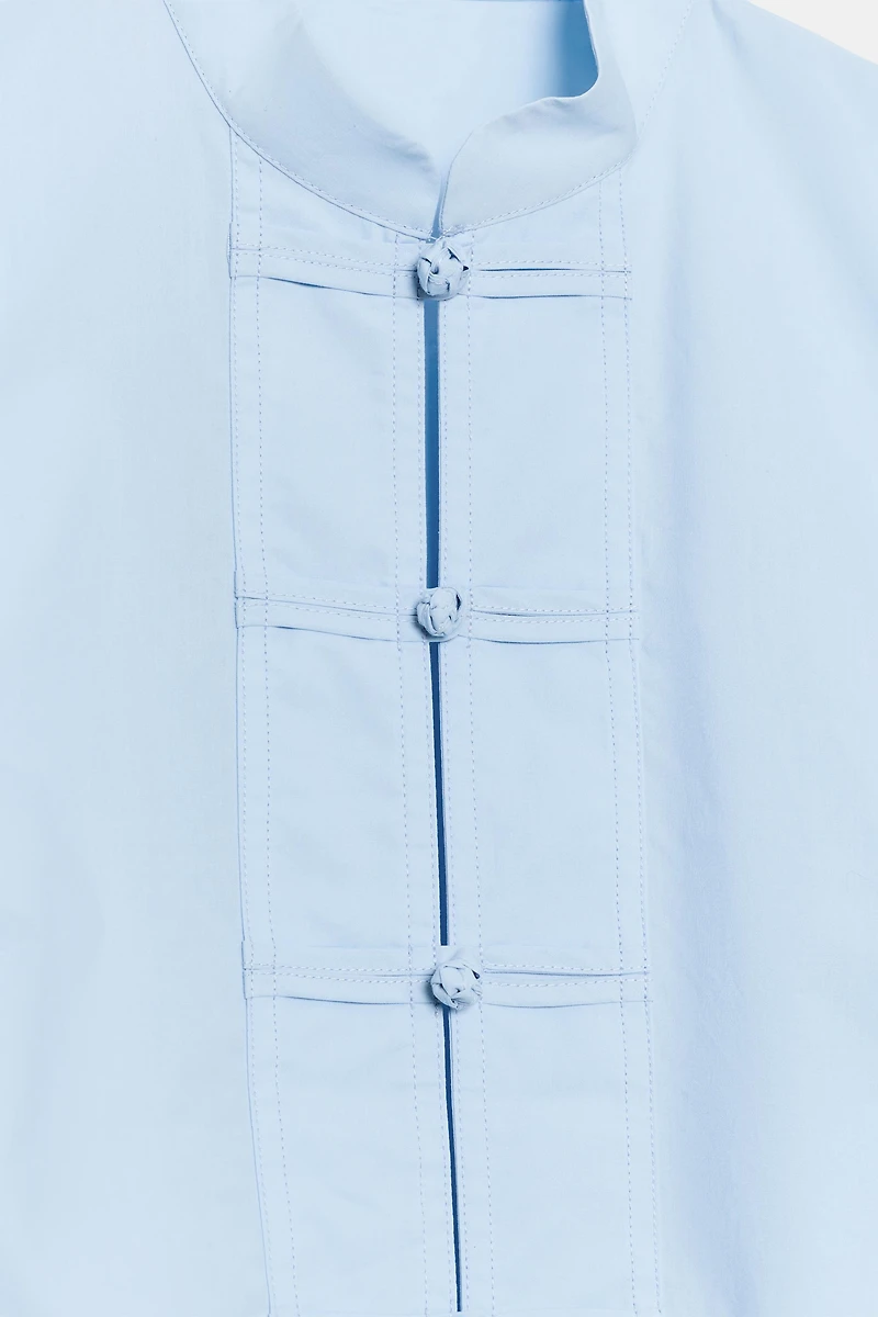 POPLIN SHIRT WITH FROG FASTENING