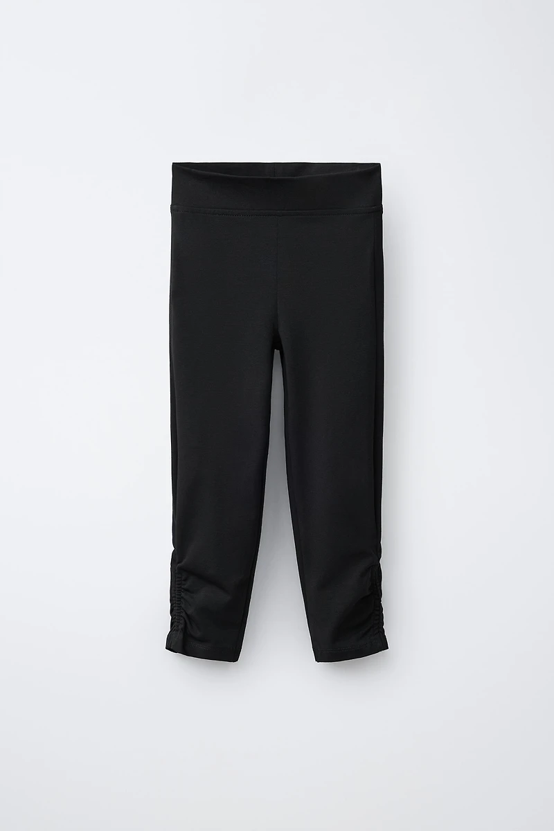 GATHERED CAPRI LEGGINGS