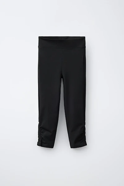 GATHERED CAPRI LEGGINGS