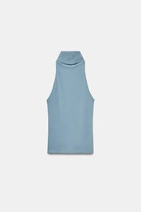 HIGH NECK SLEEVELESS TOP