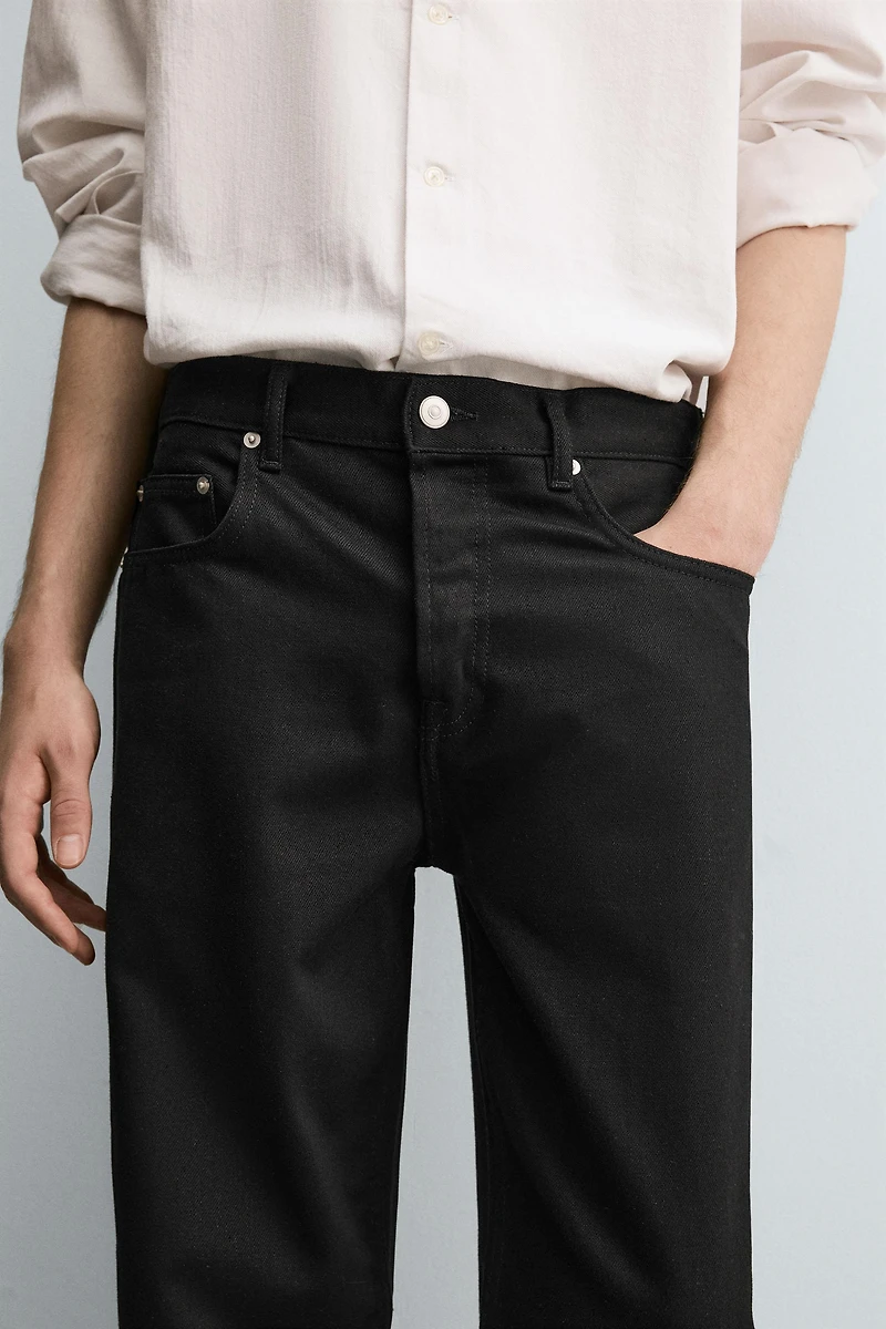 STRAIGHT FIT JEANS