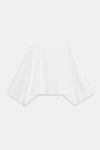 T-SHIRT CAPE