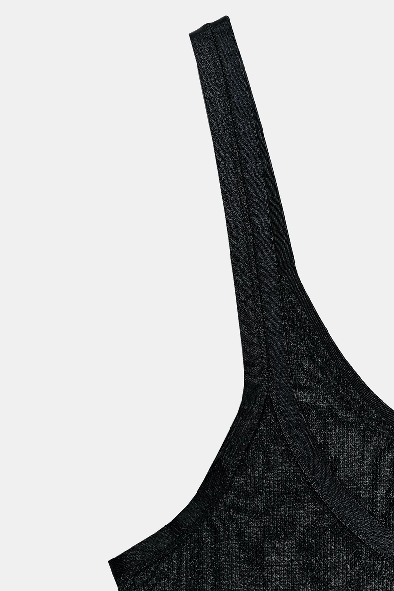 RIBBED STRAP TOP