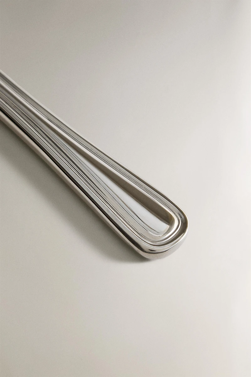 SHINY STEEL MEAT KNIFE