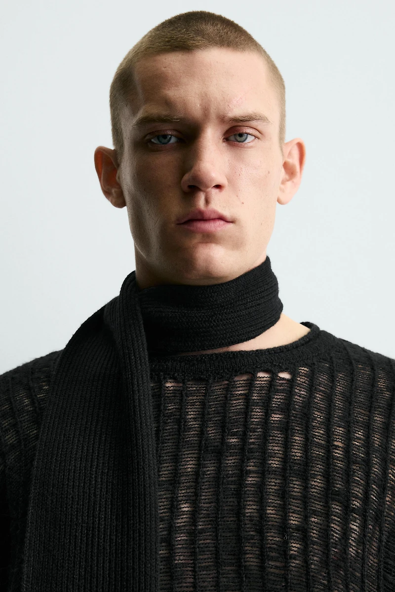 OPEN WEAVE JUMPER
