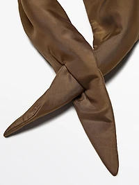 Bandana matelassé 100 % soie