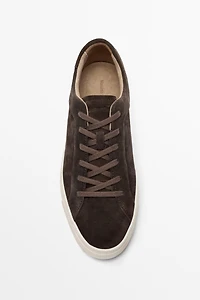 Chaussure de sport en cuir à semelle épaisse