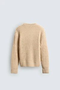 PULL STRUCTURÉ VOLUMINEUX