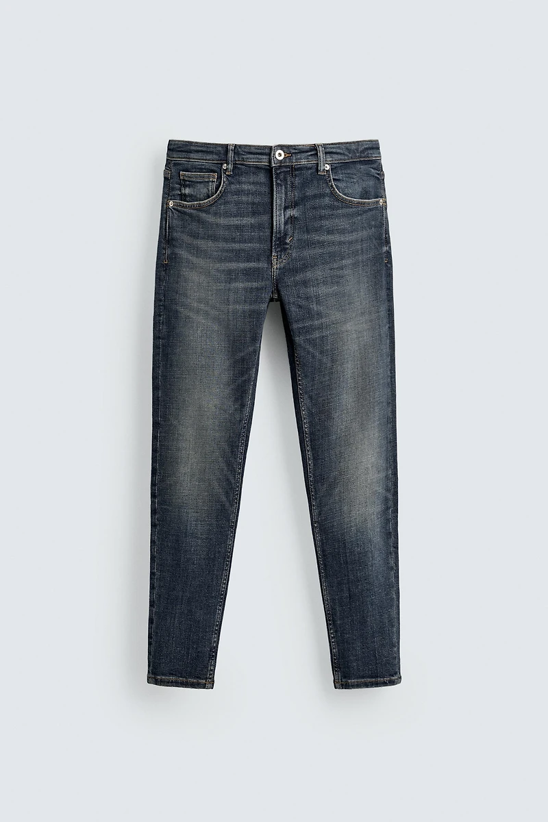 SKINNY FIT JEANS