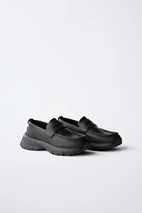THICK SOLED SPORT SNEAKERS