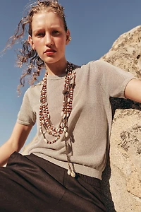 SHORT SLEEVE KNIT TOP