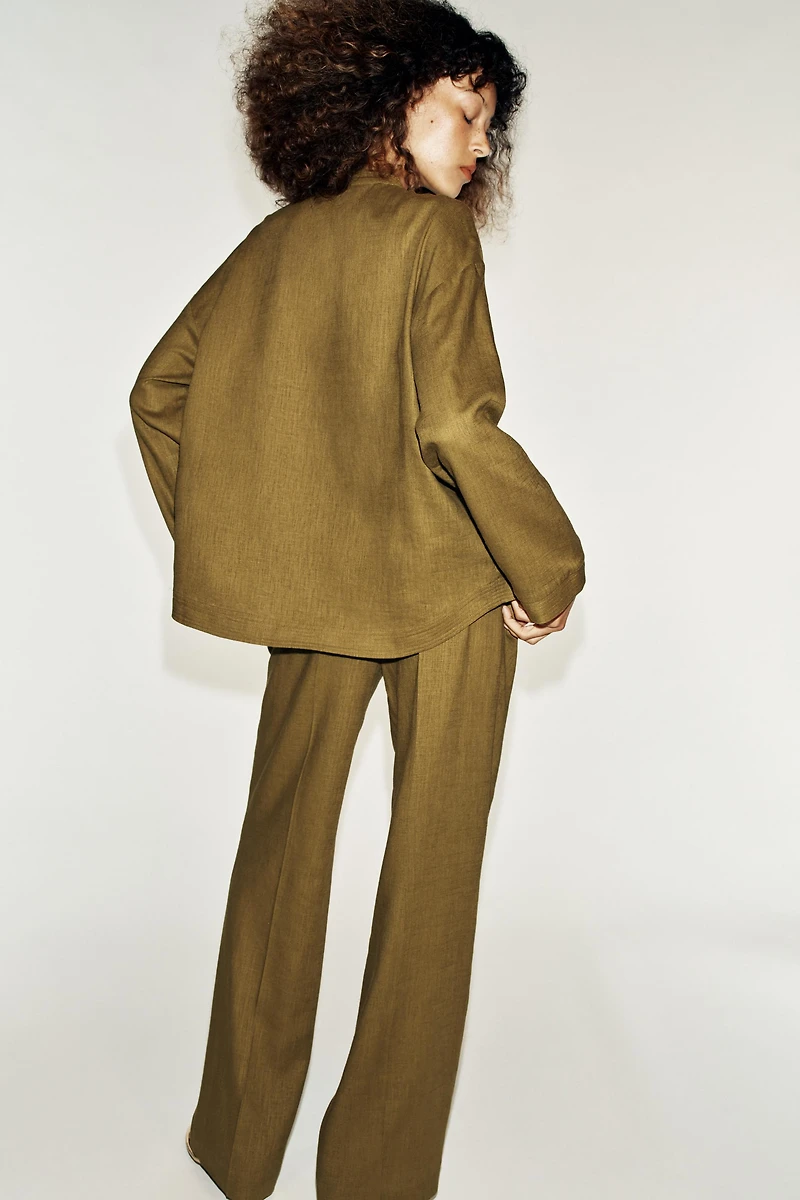 LINEN SHIRT WITH FROG FASTENING