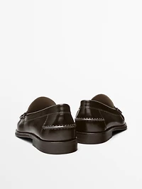 Mocassins cuir patte décorative