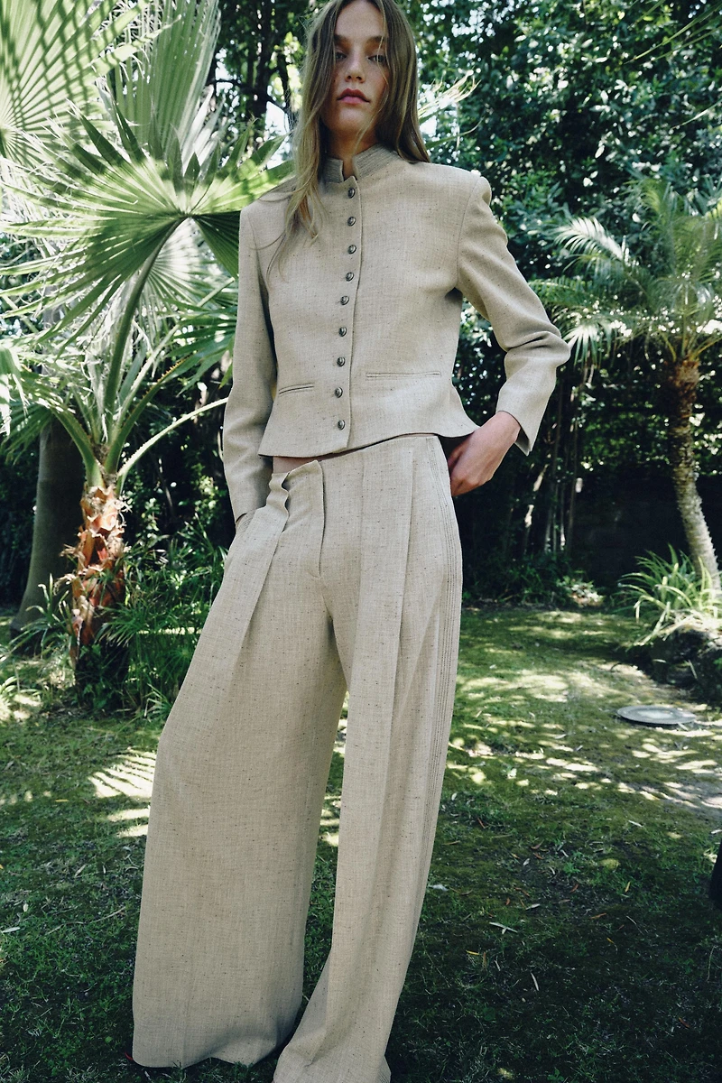 PLEATED BLAZER ZW COLLECTION