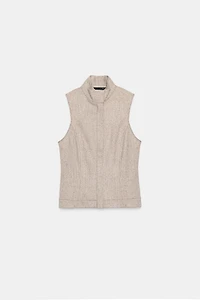 SLEEVELESS HIGH COLLAR TOP