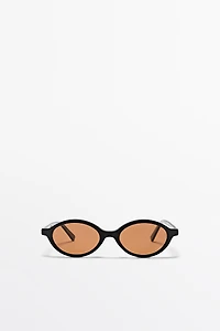 Oval sunglasses