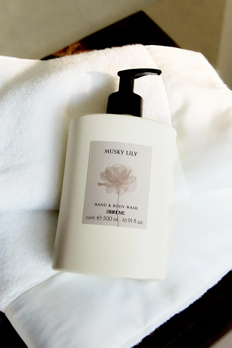 (500 ML) SAVON LIQUIDE MUSKY LILY