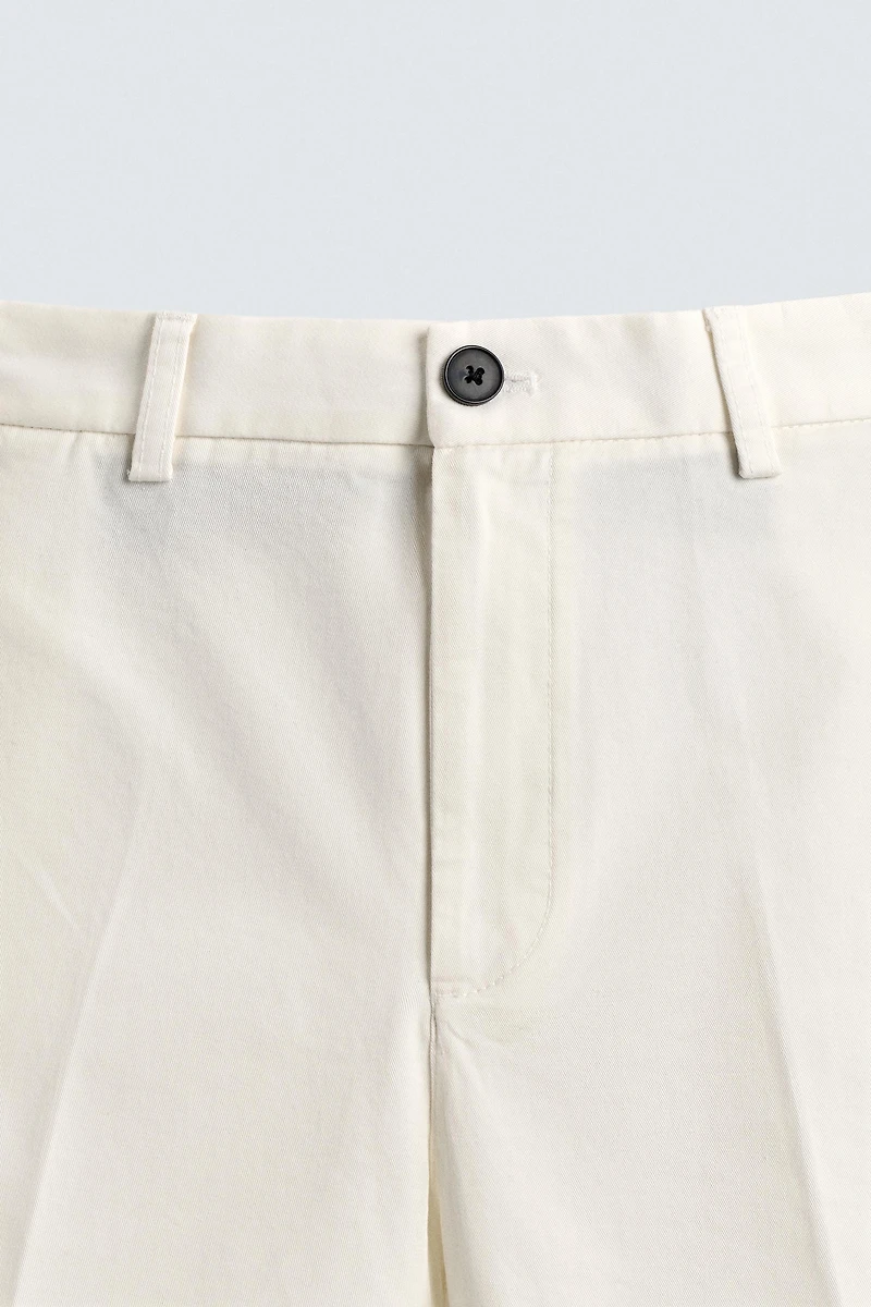 REGULAR FIT CHINO SHORTS