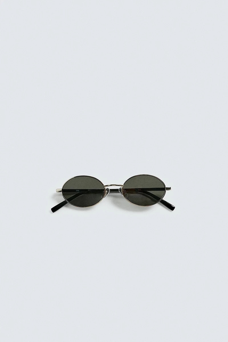LUNETTES DE SOLEIL OVALES