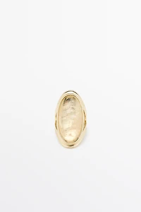 Oval Quartz Ring