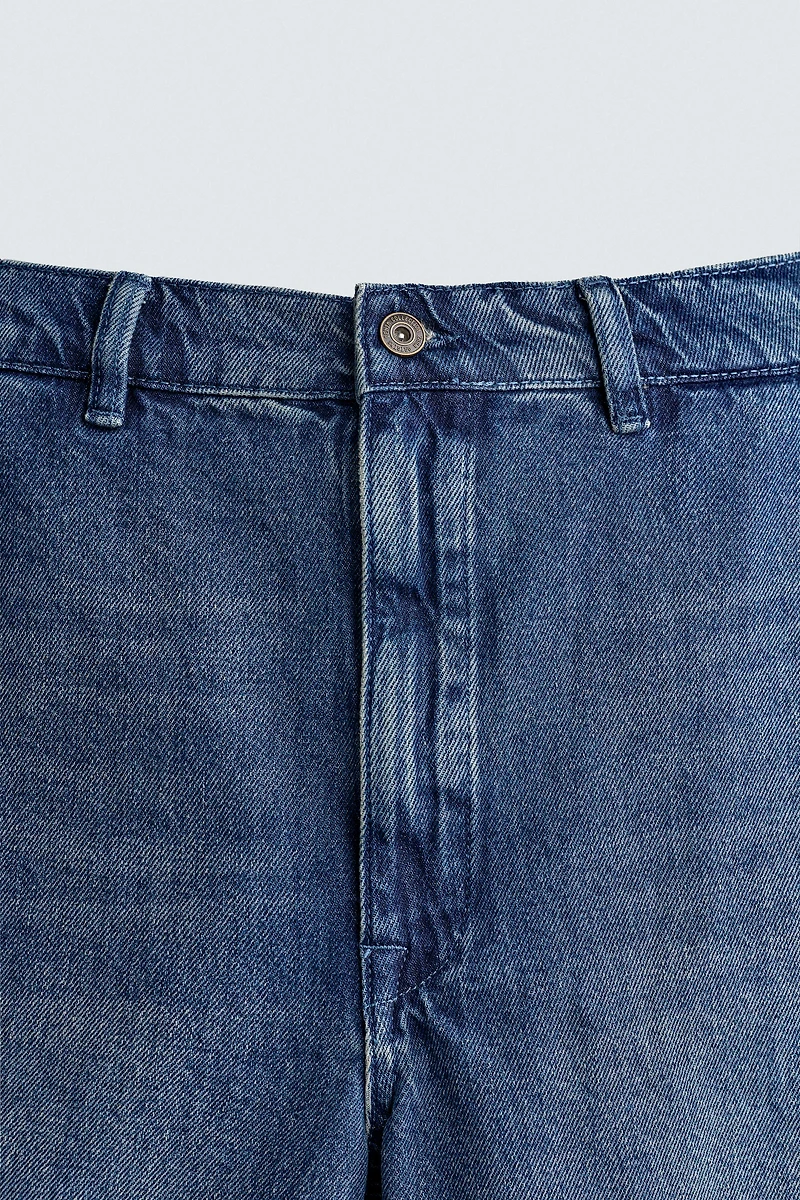 WAXED FINISH STRAIGHT FIT JEANS