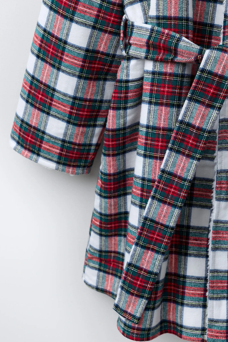 PLAID FLANNEL ROBE