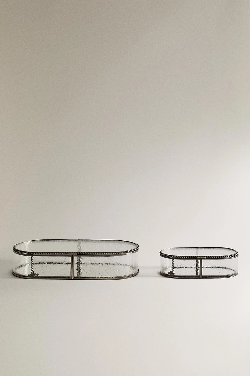 OVAL GLASS BOX