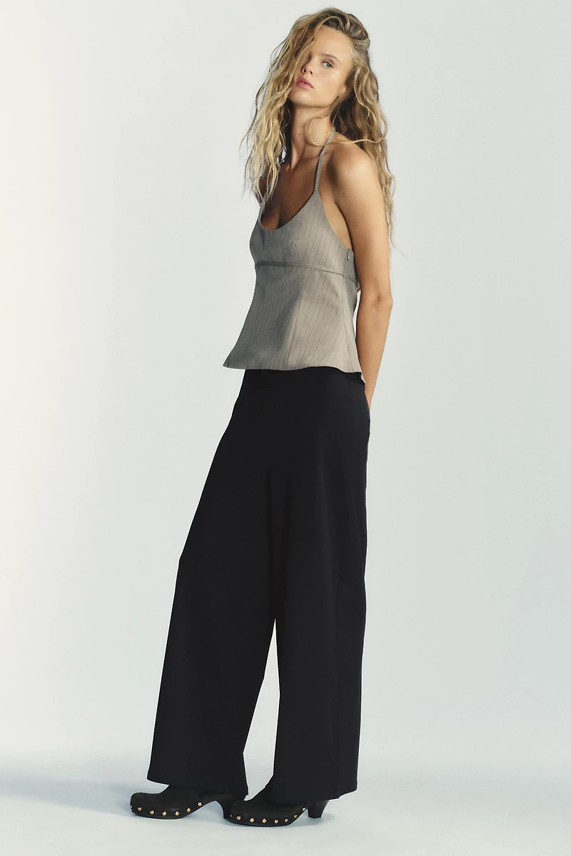 TEXTURED STRAIGHT LEG PANTS