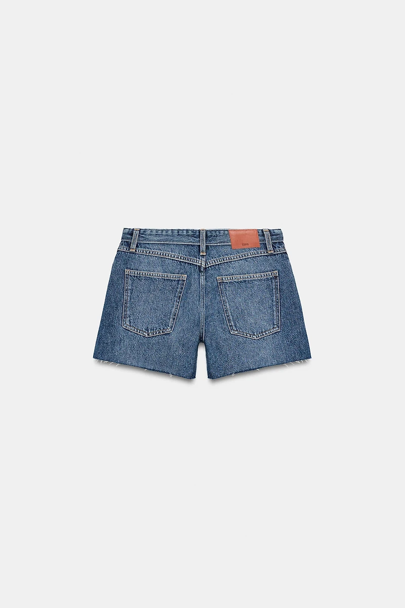 LOW-RISE CUFFED SHORTS