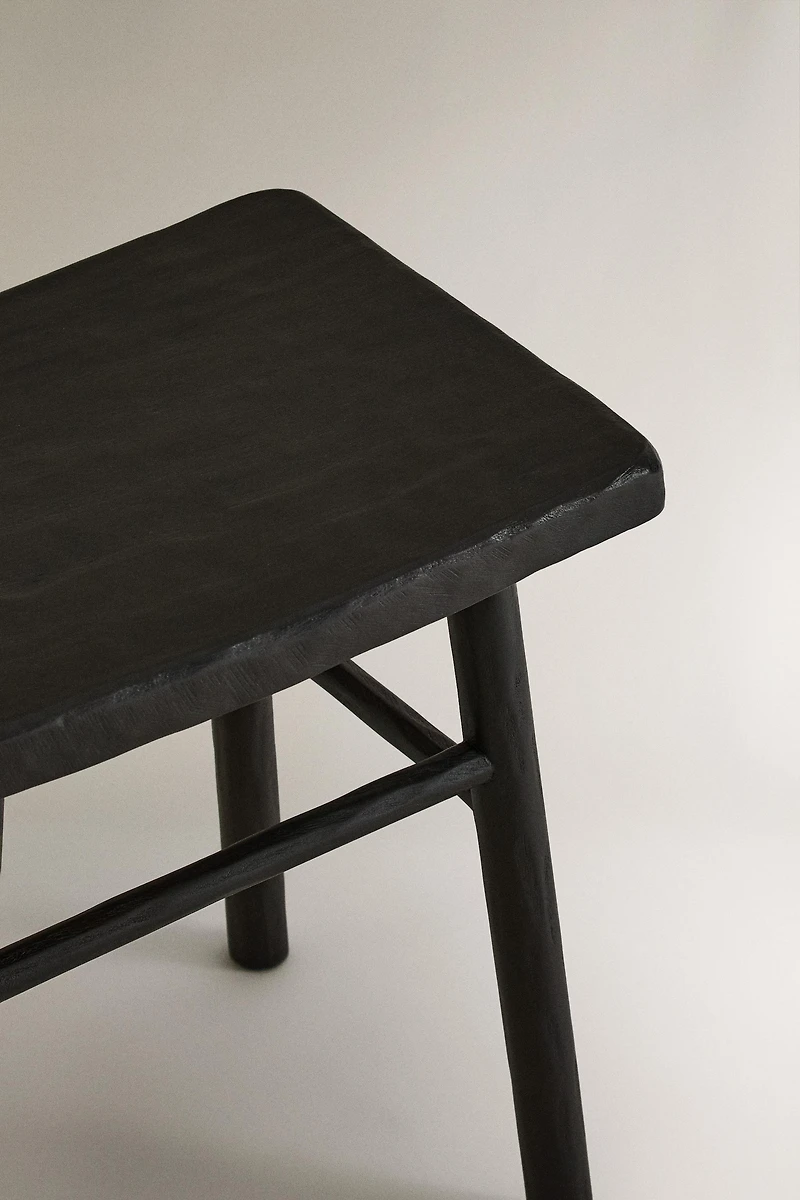 TABOURET MARTELÉ