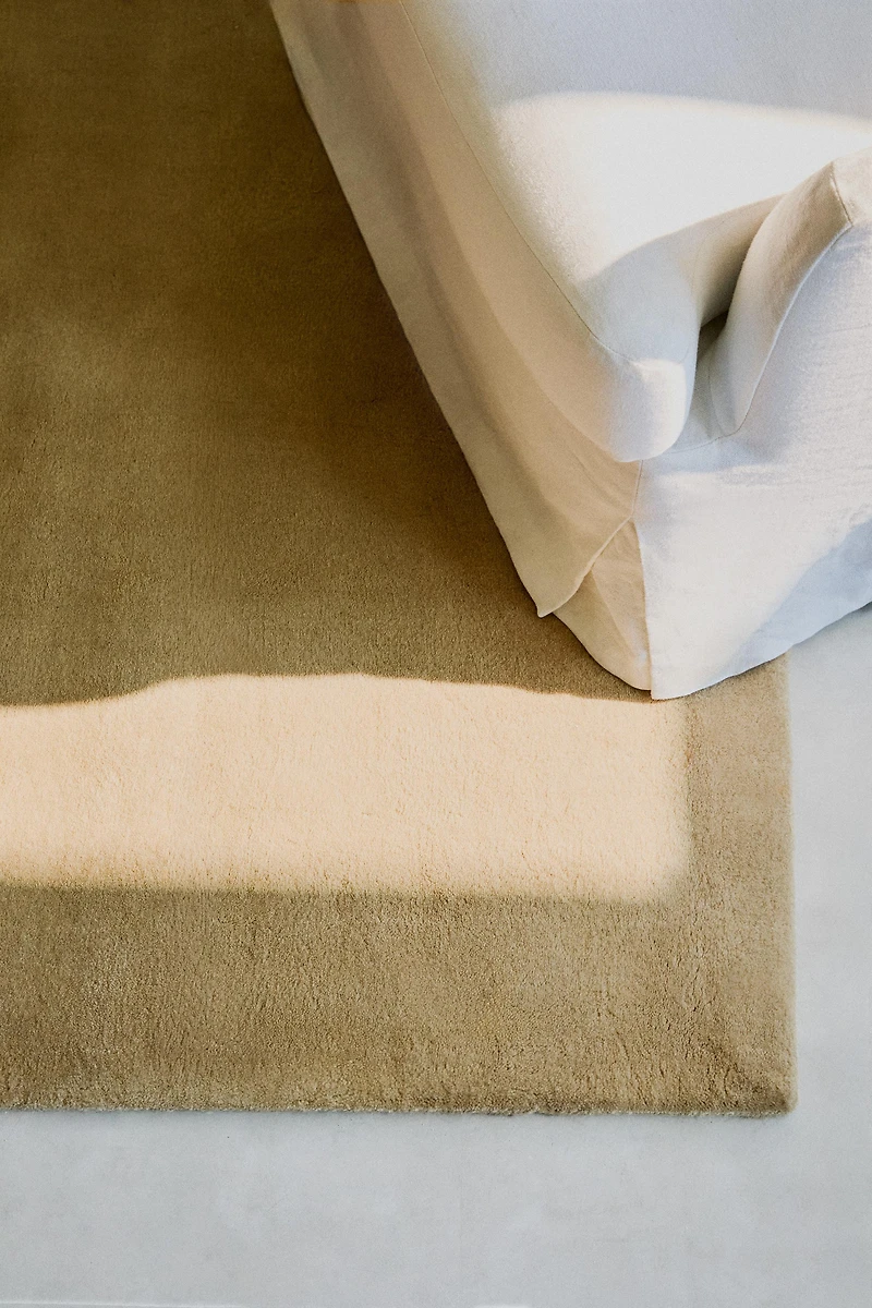 WOOL CASHMERE AREA RUG