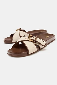 BUCKLE SANDALS