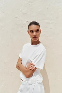 TEXTURED ROSE T-SHIRT