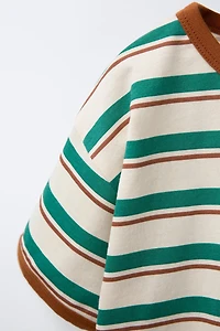 STRIPED TRIM T-SHIRT