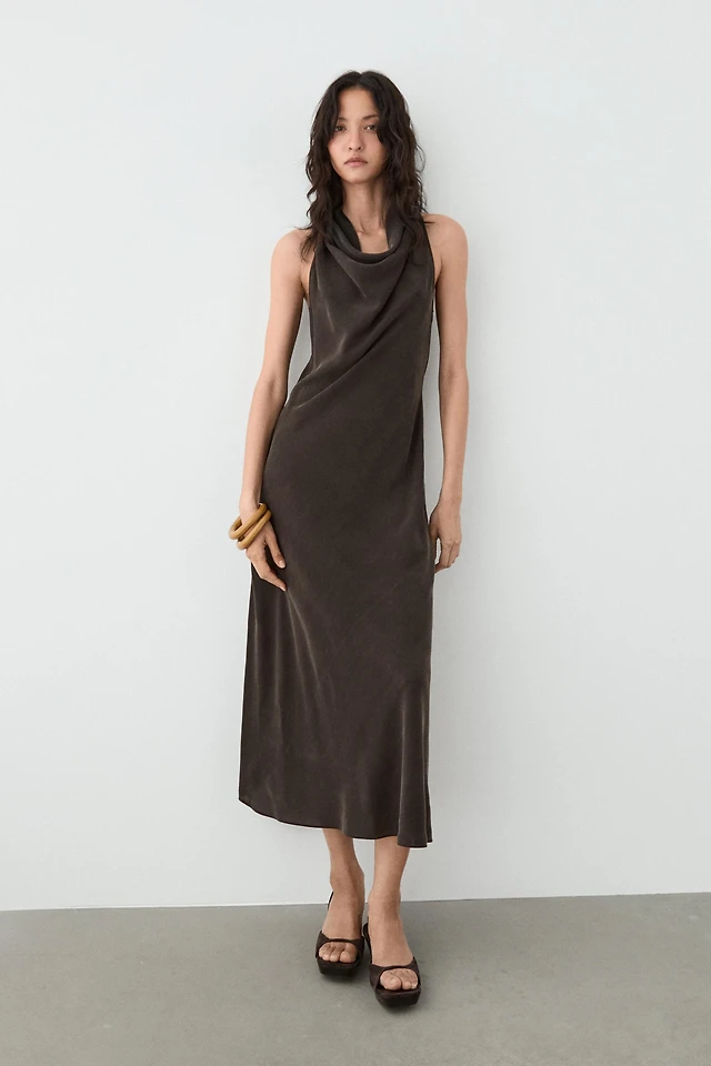 Zara SWEETHEART NECKLINE MIDI DRESS | Place Rosemre