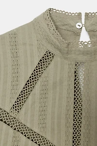 LACE TRIM ROMANTIC SHIRT