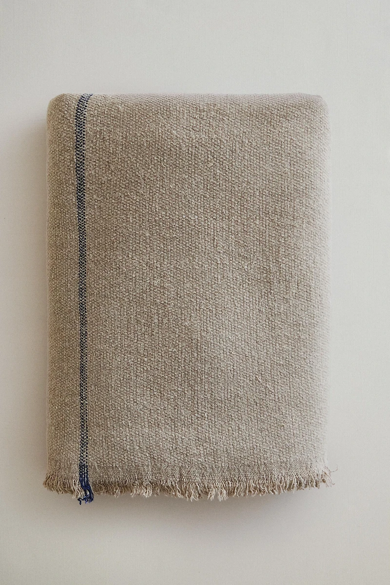 STRIPED LINEN BLANKET