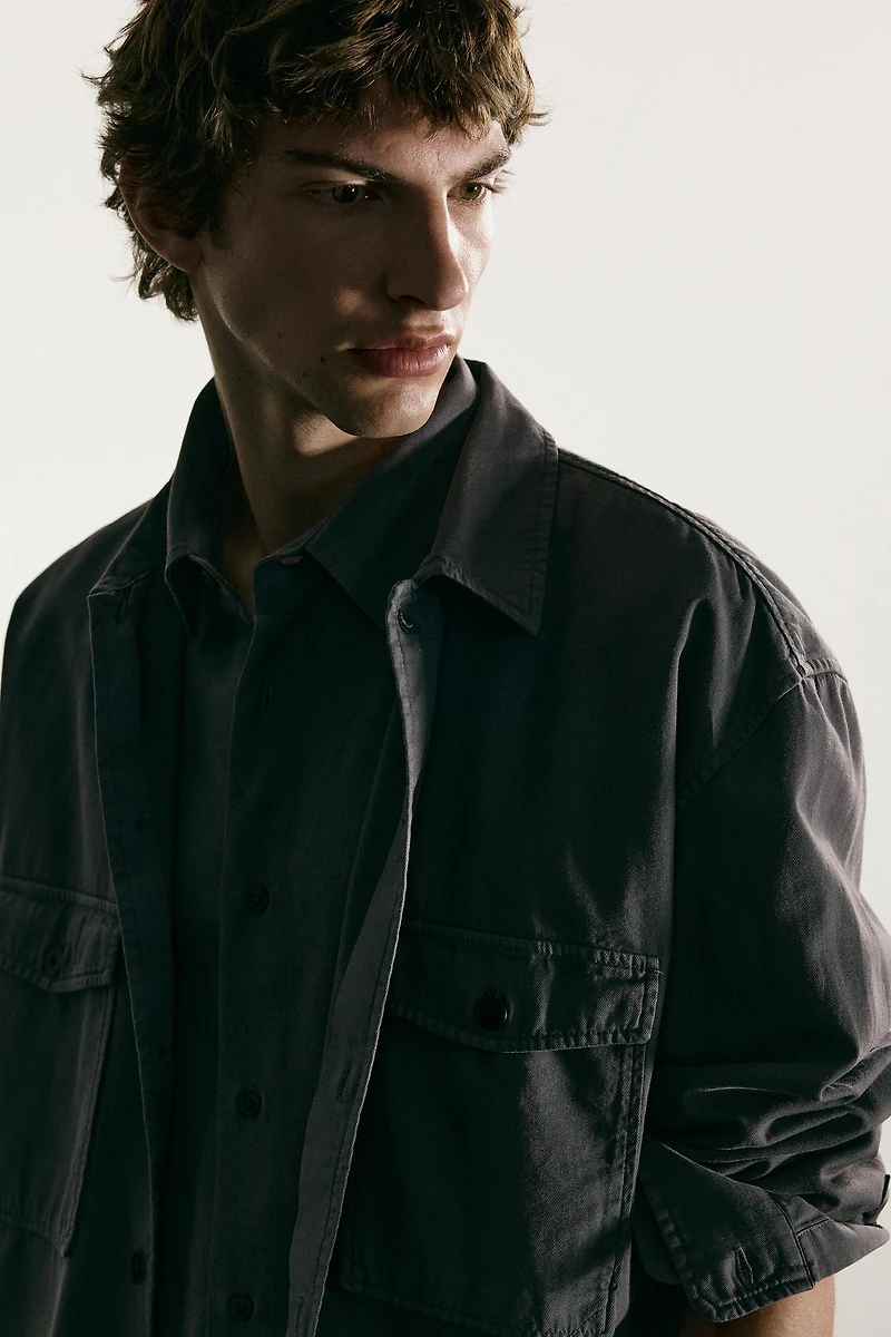 RELAXED FIT WASHED OVERSHIRT