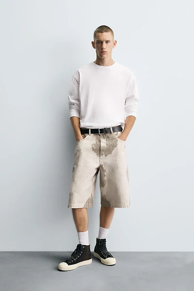 TEXTURED STRIPED SHORTS